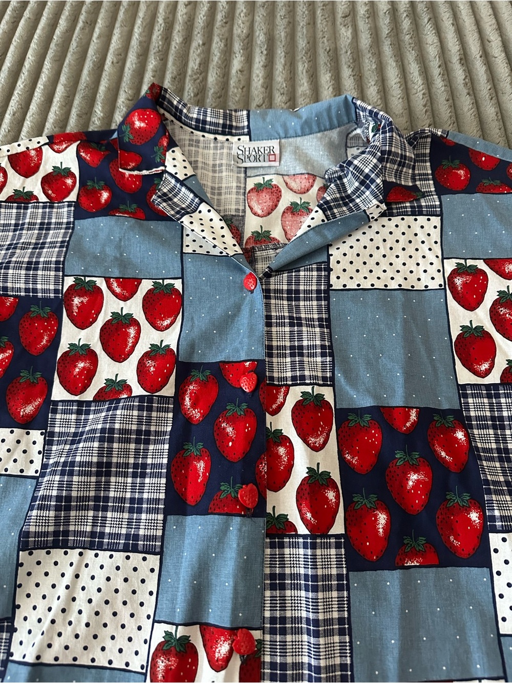 Vintage Strawberry Button Down Top Blouse Women 26W Plus Country Cotton Cottage